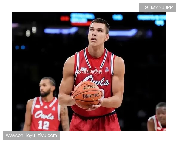 扎伊恩利用突破制造内线空间提升球队进攻效率